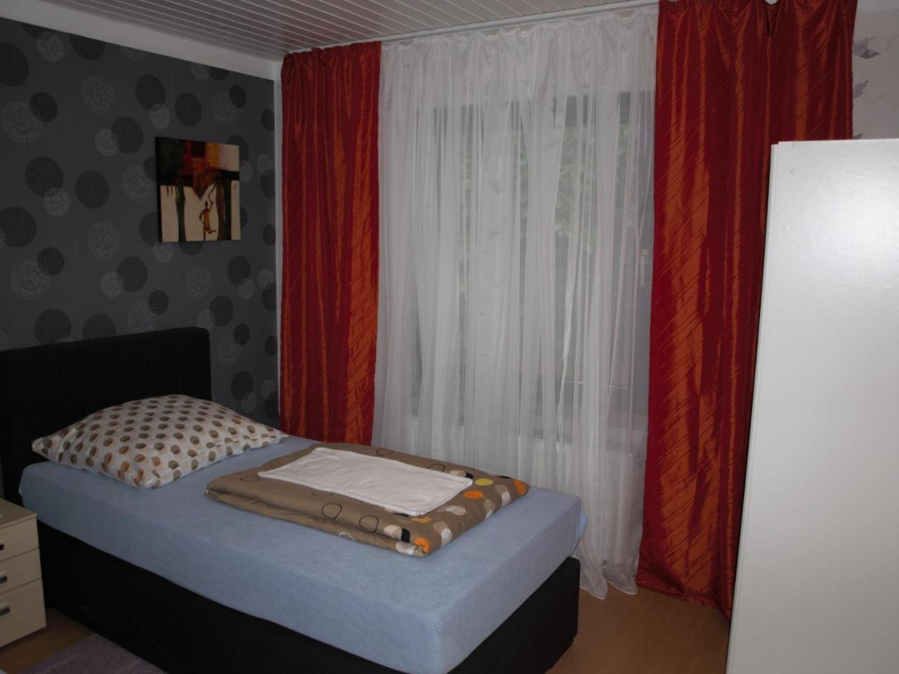Ferienwohnungen-Monteurzimmer Lemberg Hagen  Extérieur photo